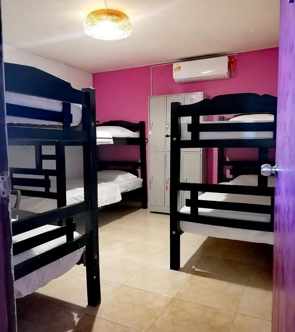 Pensión Shalom Adonai Cartagena